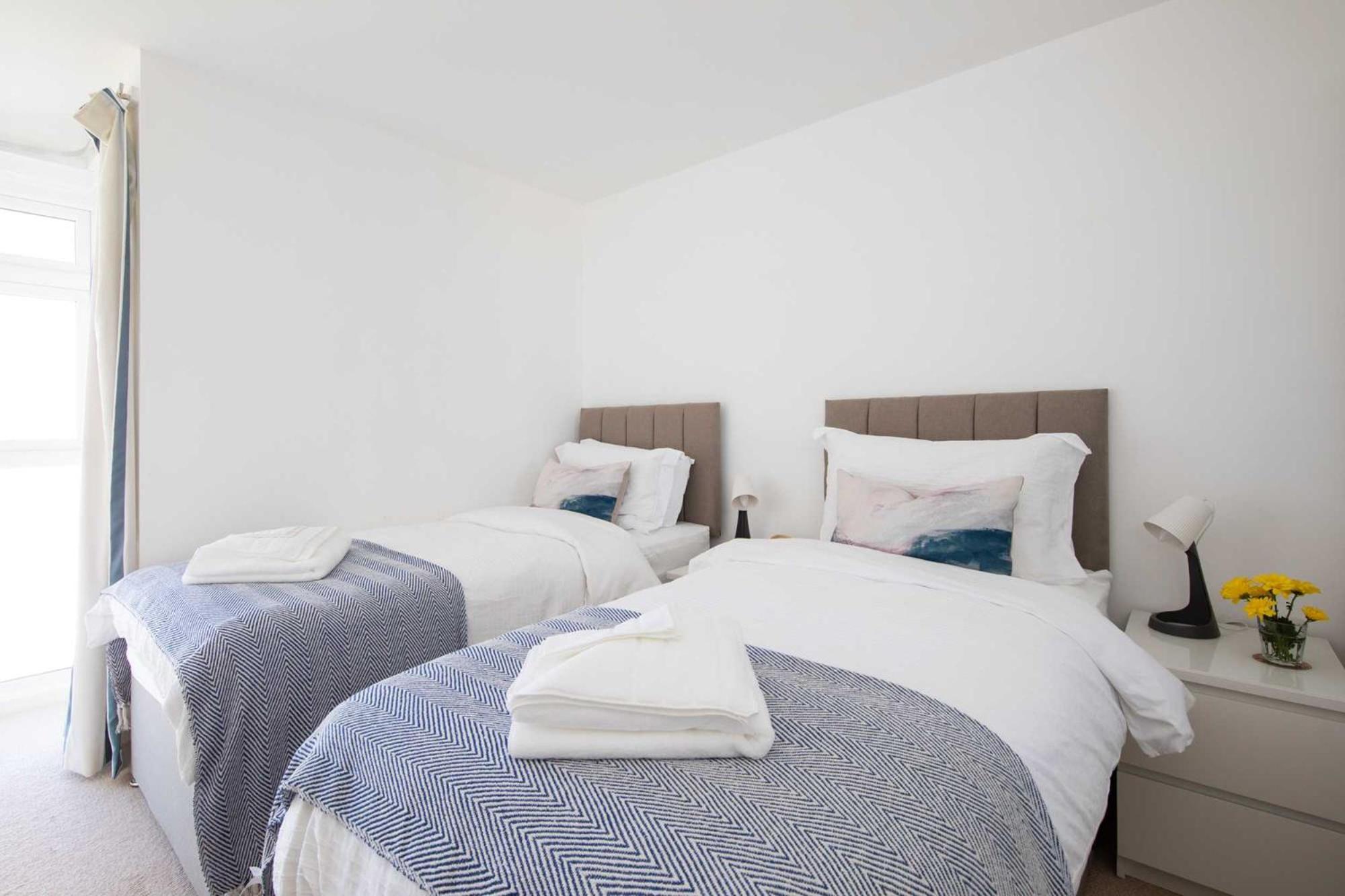 High-End Beachfront Getaway Sea View King Bed East Wittering Kültér fotó