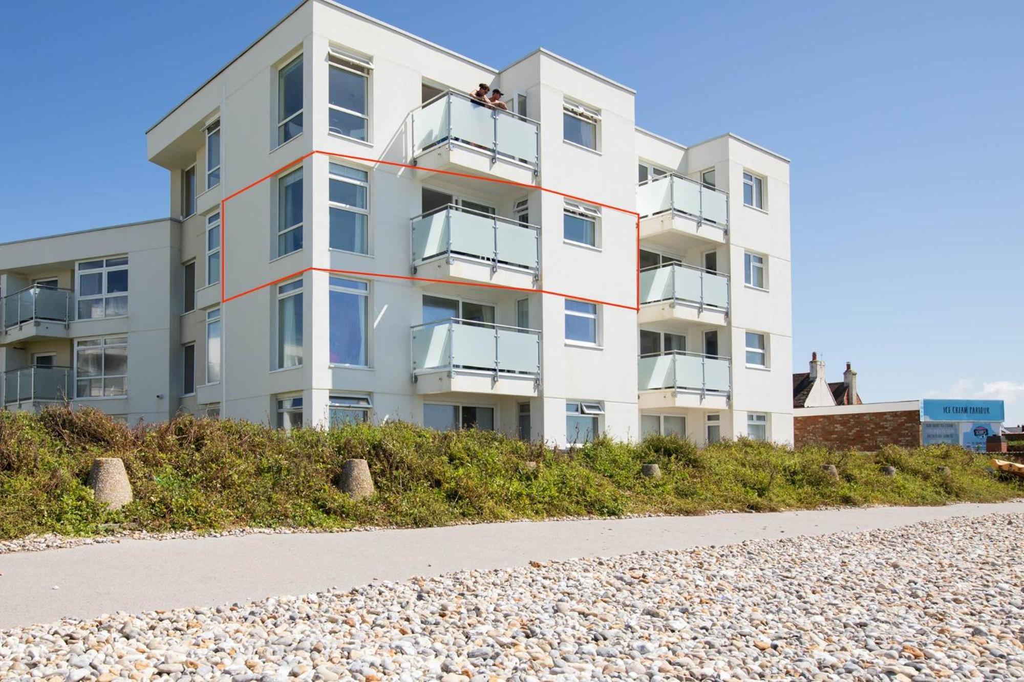 High-End Beachfront Getaway Sea View King Bed East Wittering Kültér fotó